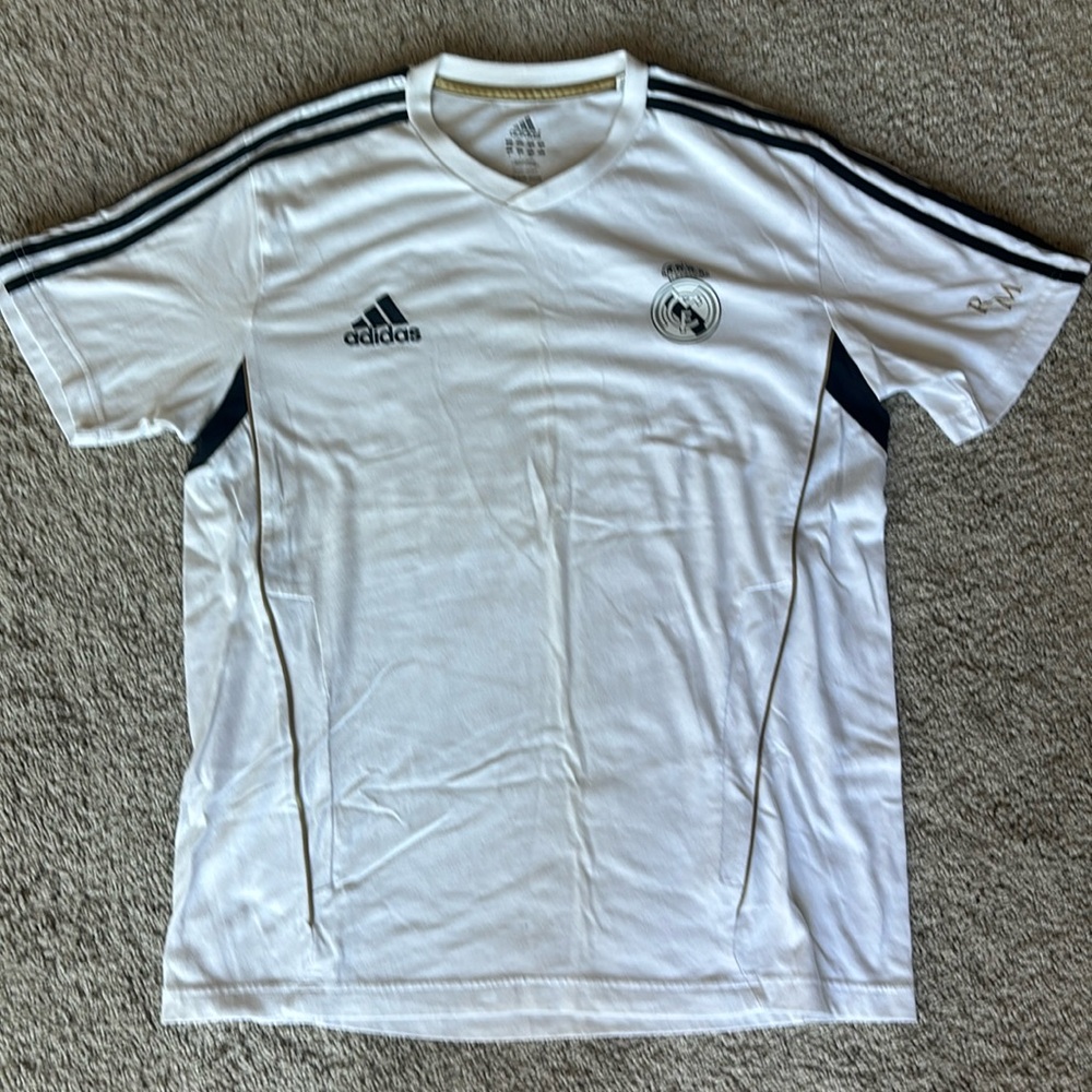 Real Madrid futbol soccer shirt (cotton) Large